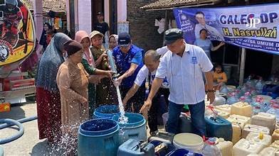 Dropping air bersih dilakukan di Mesuji untuk warga terdampak kekeringan